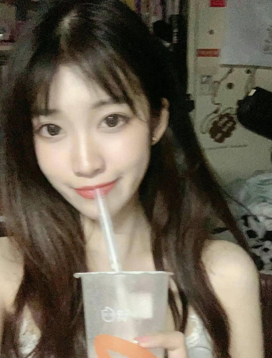 徐汇斜土路草莓小姐姐