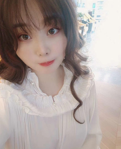 上海徐汇年轻丰满美女